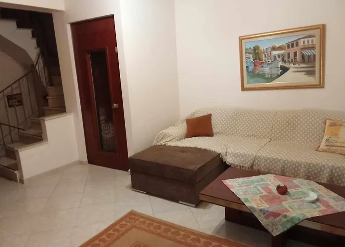 Prázdninový dům Sea View Maisonette Netflix *