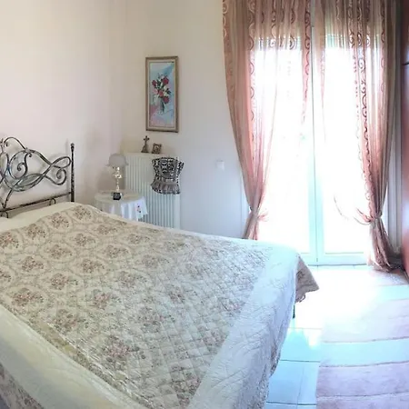 Sea View Maisonette Netflix